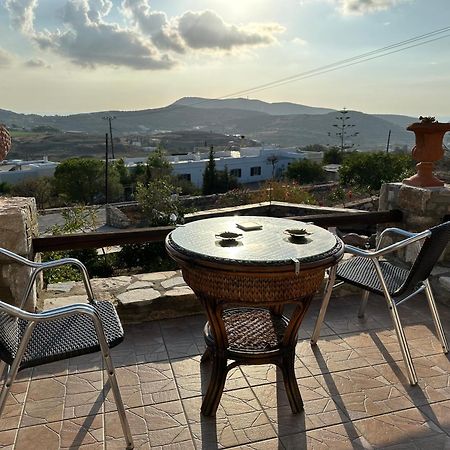 Πέτρινο Εξοχικό Σπίτι Στη Σύρο Agros  Kültér fotó