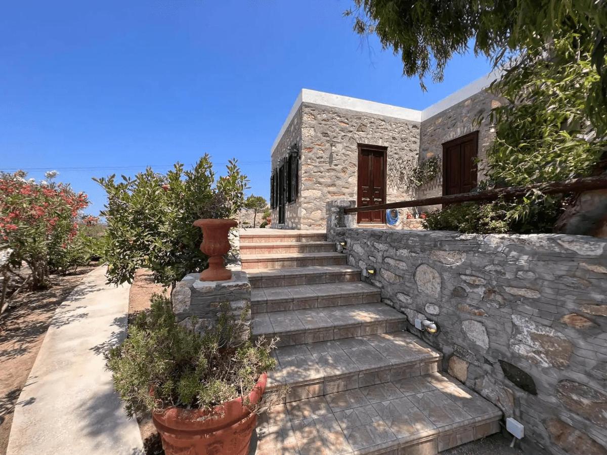 Πέτρινο Εξοχικό Σπίτι Στη Σύρο Agros  Kültér fotó