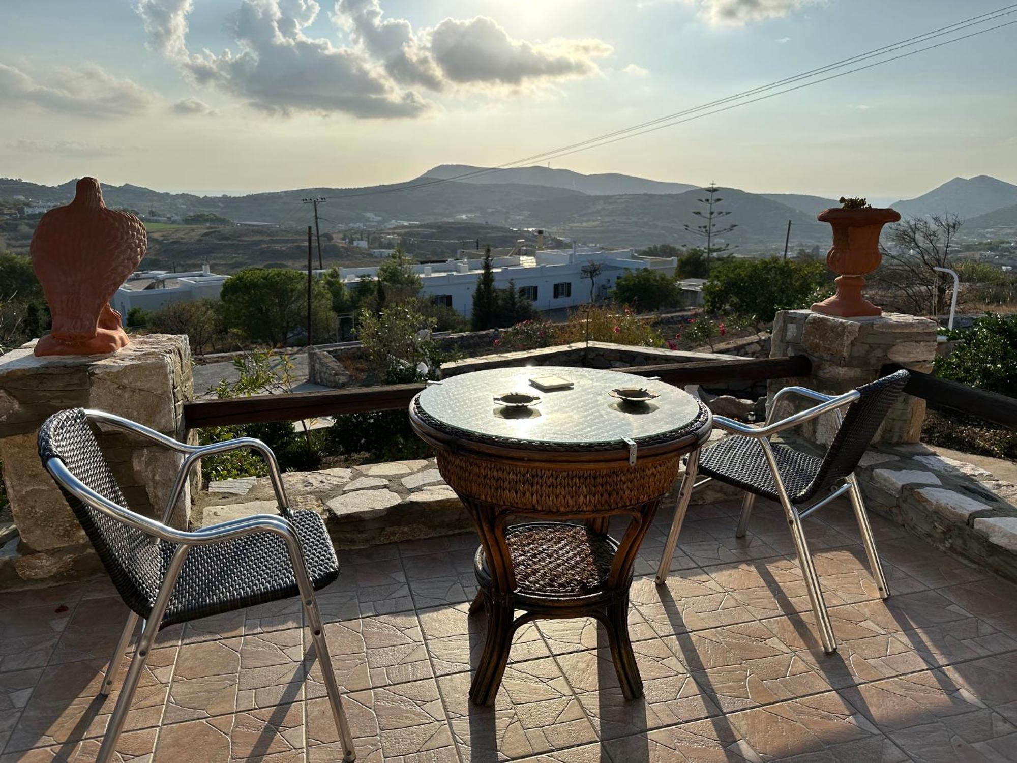 Πέτρινο Εξοχικό Σπίτι Στη Σύρο Agros  Kültér fotó